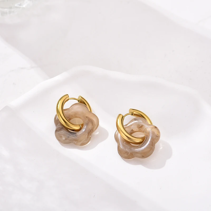 Boucles d’oreilles créoles Julie – Image 7